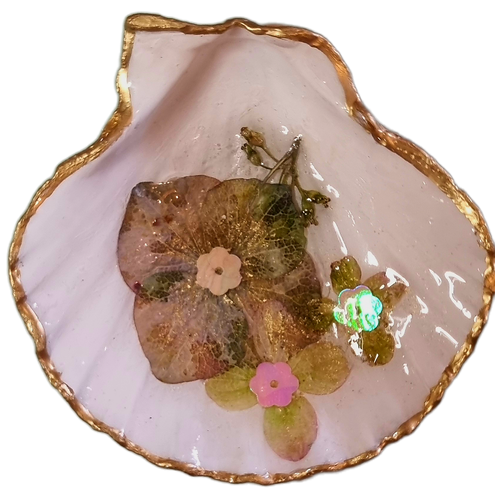 Hydrangea Shell Art - Ring or Soap Dish 🌸