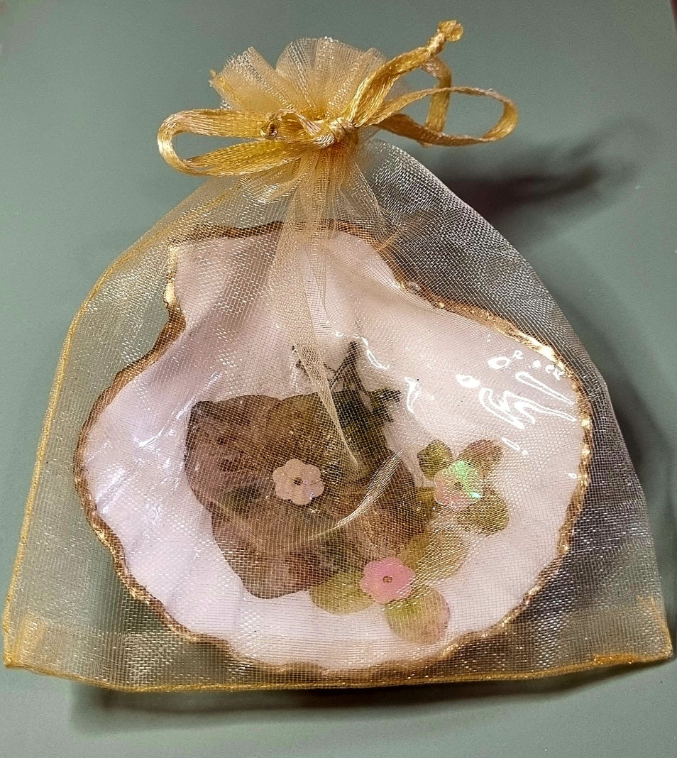 Hydrangea Shell Art - Ring or Soap Dish 🌸