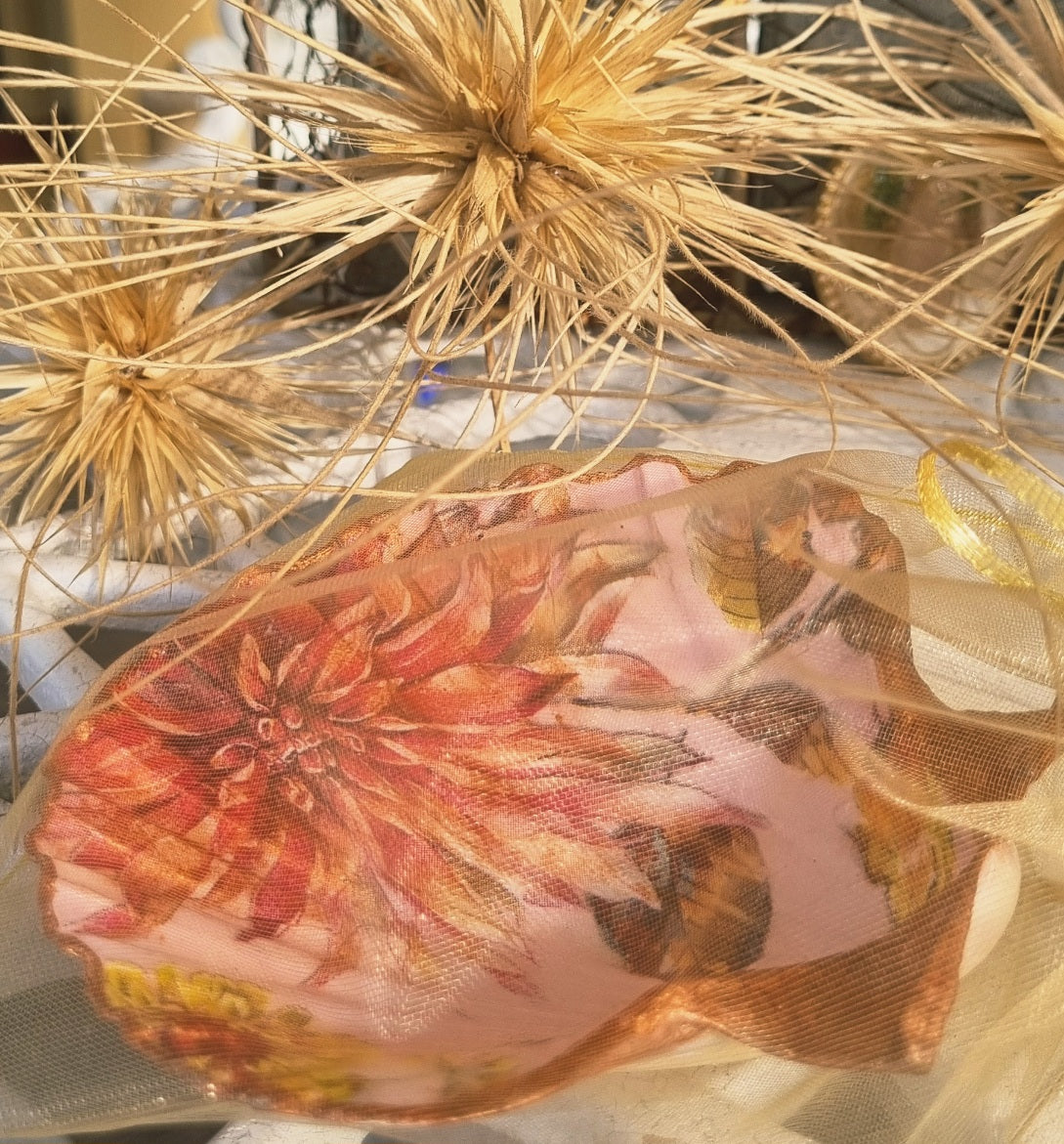 Dusky Pink & Rose Gold Shell Art