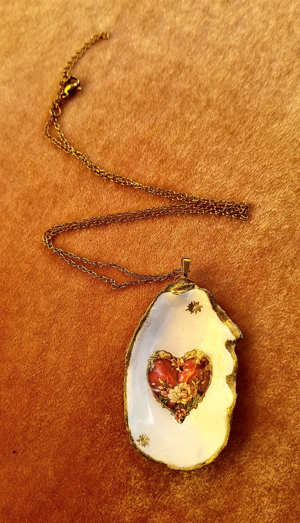 Oyster Shell - Red Heart ❤️ & Stars 🌟 Gold Tone SS Pendant Necklace