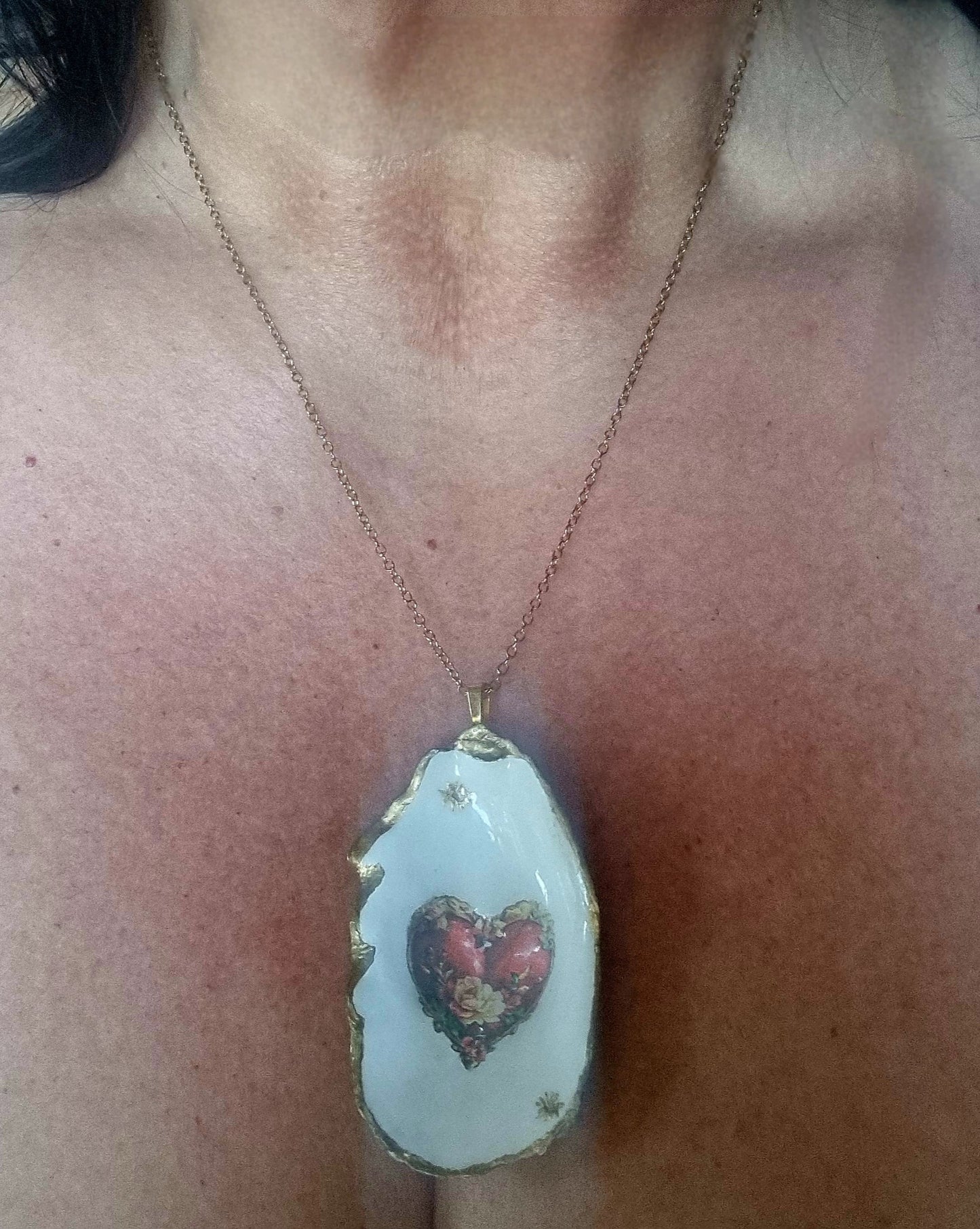 Oyster Shell - Red Heart ❤️ & Stars 🌟 Gold Tone SS Pendant Necklace
